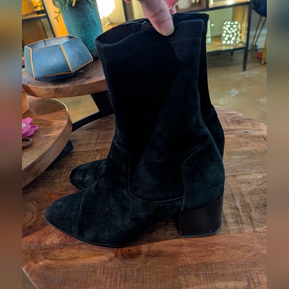 Aquatalia Tilly Weatherproof Bootie, black suede, size 9 - Picture 10 of 16